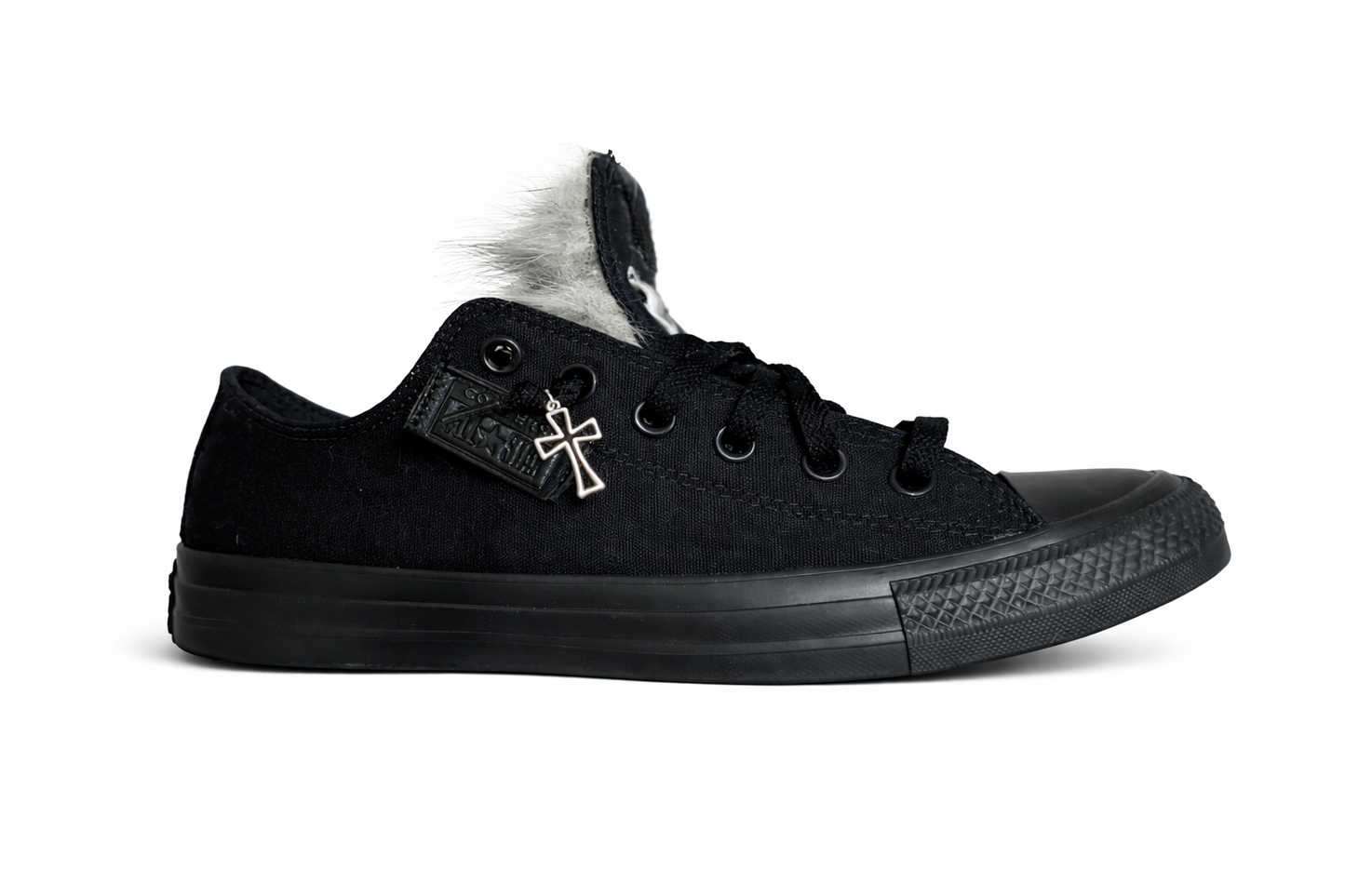 XTRADEADLY Fur Converse Custom (Men’s)